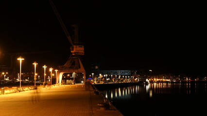 Fototapeta premium City harbor of Rostock at night