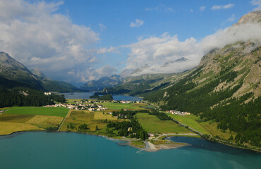 Naklejka na ściany i meble Swiss Alps:MOuntain lakes Upper Engadin | Oberengadiner Bergseen.