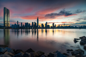 vancouver skyline at sunset