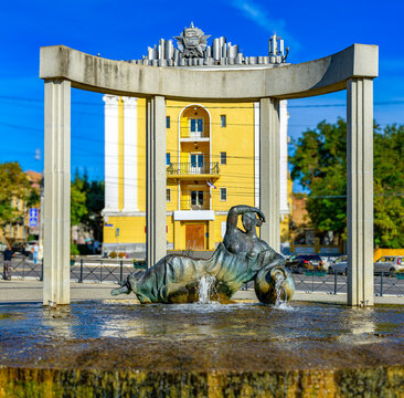 Astrakhan, Russia, September 24, 2023, Sculptural complex of fountains "Neva-Volga" on Lenin Square opposite the Astrakhan Kremlin.The sculpture of a woman with a pitcher is named after the Neva River