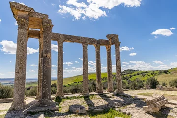 Fotobehang Temple of Juno Caelestis at the Roman ruins in Dougga, Tunisia. © emily_m_wilson