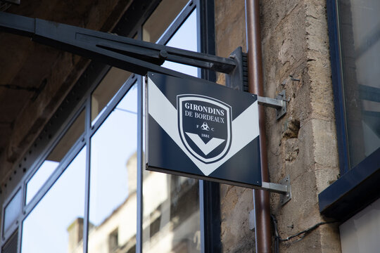 Girondins de Bordeaux shop store sign and text brand for FC logo french city football Club