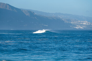 Waves in the Atlantic Ocean