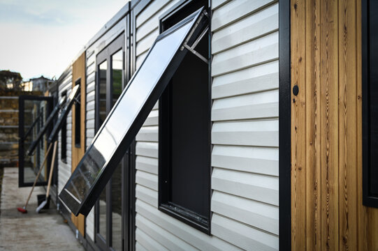 construction of modular houses