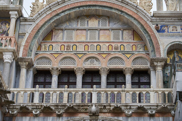 Fototapeta na wymiar Balcony of Patriarchal Cathedral Basilica of Saint Mark (Italian: Basilica Cattedrale Patriarcale di San Marco). Venice - 5 May, 2019