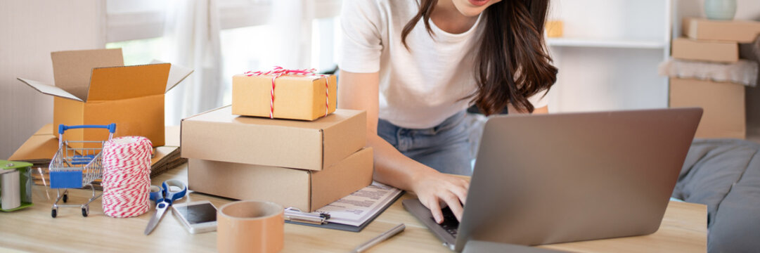 Empowering SMEs: Online Selling and Shipping for Small Business Owners, E-Commerce and Digital Commerce Concept.