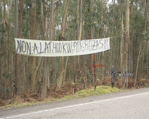 Fototapeta premium Signs against the installation of high-voltage lines - Signs stand as symbols of resistance against the installation of high-voltage lines, reflecting community concerns in Galicia.