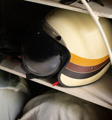 Obraz premium cafe racer vintage helmet