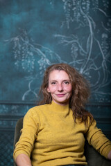 Fototapeta premium woman portrait on dark green background