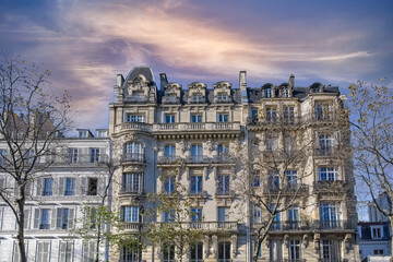 Paris, beautiful buildings, boulevard Beaumarchais, in the 11e arrondissement
- 682395922