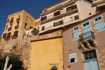 Fototapeta na wymiar habitation buildings in chania in crete in greece