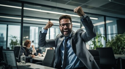 businessman shouting with success in the office - obrazy, fototapety, plakaty