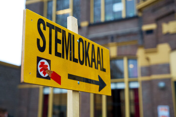 Sign referring to the polling station for municipal elections in the Netherlands. Voting office.