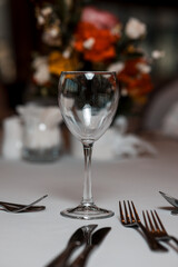 table setting in restaurant