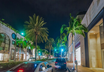 Rodeo Drive in Beverly Hills by night - obrazy, fototapety, plakaty