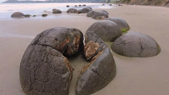 Moeraki Boulders and the ocean surf, Otago, New Zealand 