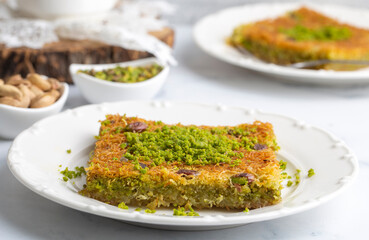 Turkish dessert antep kadayif - pistachio kadayif