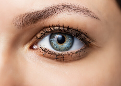 美しい白人女性のブルーの瞳、虹彩、目のマクロ撮影　クローズアップ　AI生成画像