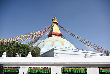 ネパールでポピュラーな仏塔の写真