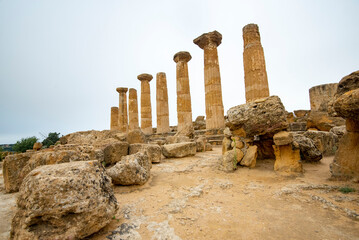 Temple of Heracle in the Valley of Temples - Agrigento - Italy - obrazy, fototapety, plakaty