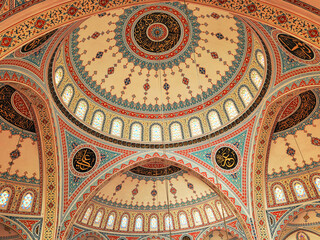 Inner dome in a mosque in Turkey © Darcos