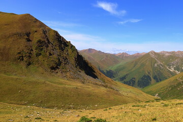 Obraz premium Second stage of Ak-Suu Traverse trek from Ailampa lake to Boz Uchuk lake, Karakol, Kyrgyzstan