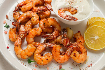 Fried shrimp, headless, with spices, grilled, homemade, no people,
