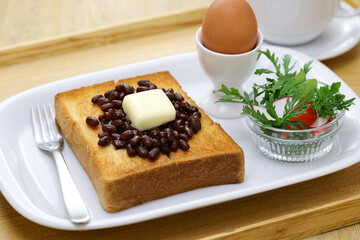 butter and sweet adzuki beans on toast, Nagoya specialty breakfast, Japanese food