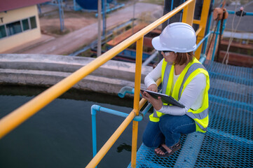 Environmental engineers work at wastewater treatment plants,Water supply engineering working at Water recycling plant for reuse,Check the amount of chlorine in the water to be within the criteria.