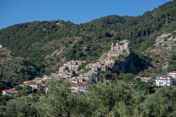 Panoramic view of the village of Cleto