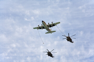 Refuelling in air