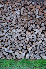 Tas de bois de chauffage