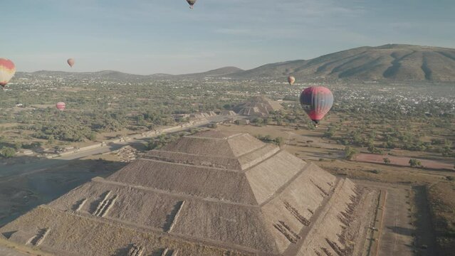 Hot Air Balloon Flying Above Pyramids of San Juan Teotihuacan Mexico Sunrise Ride