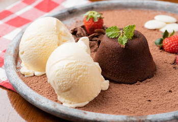 sobremesa petti gateau chocolate sorvete de creme calda chocolate bolo, alimento, binóculo, sobremesa, beber, chocolate, queijo, creme, branco, fruta, vermelho, doces, alcool, bebiba, epicure, bolo, d