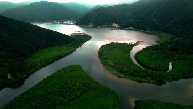 ドローンで空撮した奄美大島のマングローブ（Amami Oshima Island 4K）