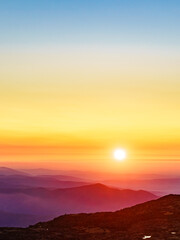 Obraz premium Burning sunset above clouds, Serra da Estrela, Portugal.