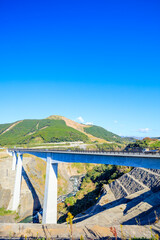 初秋の新阿蘇大橋　熊本県阿蘇郡　Shin-Aso Ohashi Bridge in early autumn. Kumamoto Pref, Aso-gun.