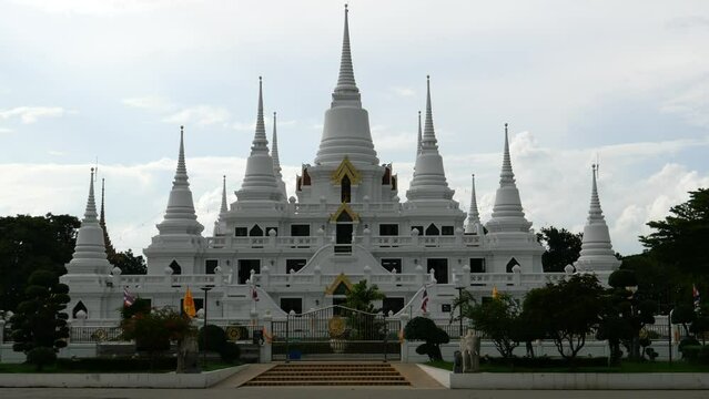 Wat Asokaram is one of local tourist attractions in Samut Prakan province, Thailand. It is located next to the river and mangrove forest. It can easily get there by BTS skytrain from Bangkok. 