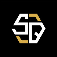 Obraz premium SQ letter logo creative design.SQ black monogram polygonal shape vector. SQ unique design. 