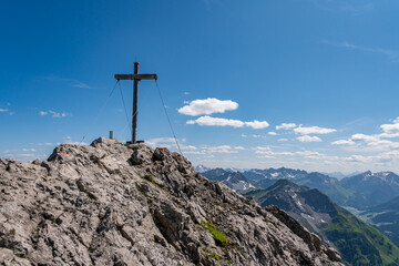 Fototapeta na wymiar Challenging mountain tour to the Biberkopf summit in the Allgäu Alps