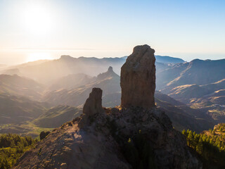 MONTAINS 