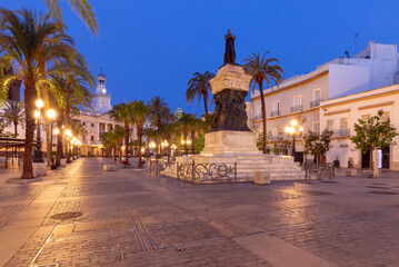 San Juan de Dios square in Cadiz at dawn.