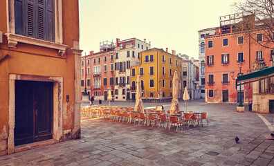 Fototapeta na wymiar Town square in Venice city, Italy