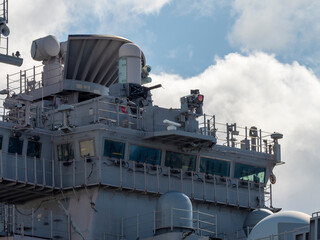 アメリカ級強襲揚陸艦「アメリカ」の艦橋
