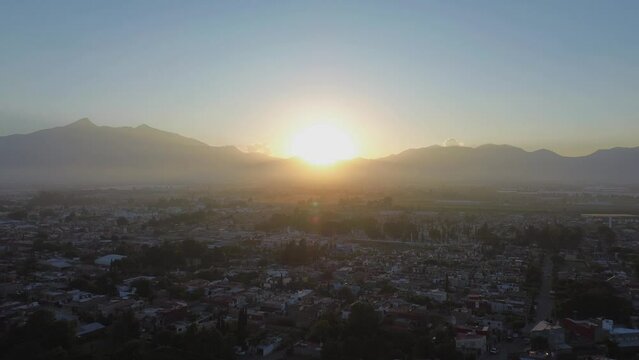 4K ATARDECER CIUDAD GUZMAN