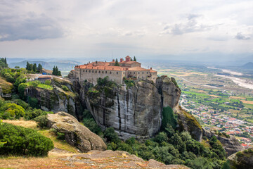 Fototapeta na wymiar Monastery of Varlaam. Meteora - rocks, up to 600 meters high. There are 6 active Greek Orthodox monasteries listed on the UNESCO list