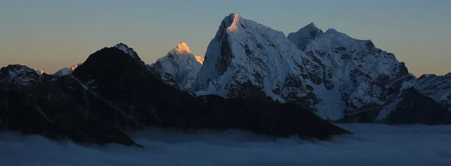 Photo sur Plexiglas Ama Dablam Peak of Mount Ama Dablam at sunset, Nepal.
