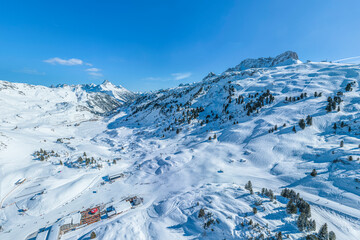 Herrlicher Wintertag in der Arlberg-Region am Hochtannbergpaß zwischen Schröcken und Warth