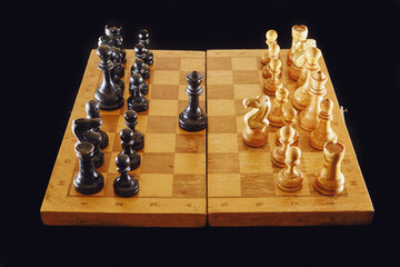 Retro chess game with a Scandinavian defense debut on a black background