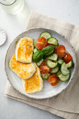 Roasted halloumi cheese with vegetables